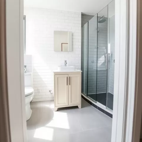 Remont łazienki tanim kosztem